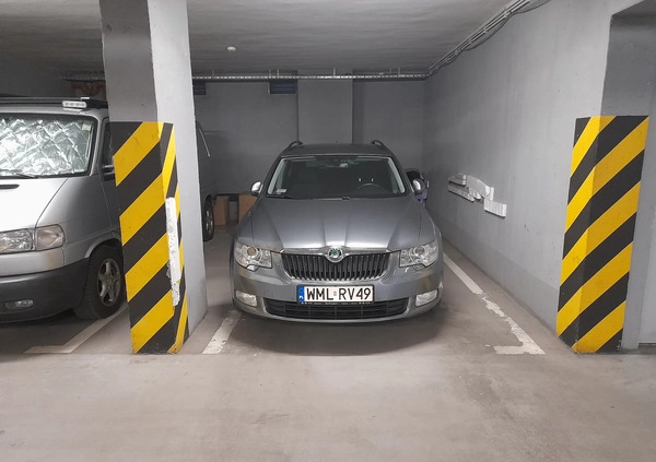 Skoda Superb cena 32900 przebieg: 250455, rok produkcji 2011 z Warszawa małe 191